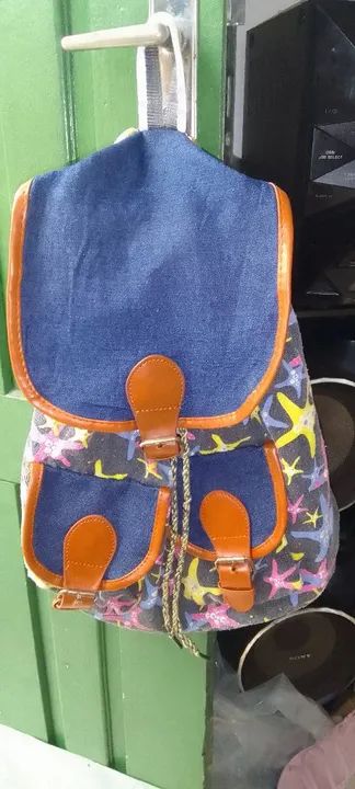 Bolsa de ombro com estampa divertida - Foto 4