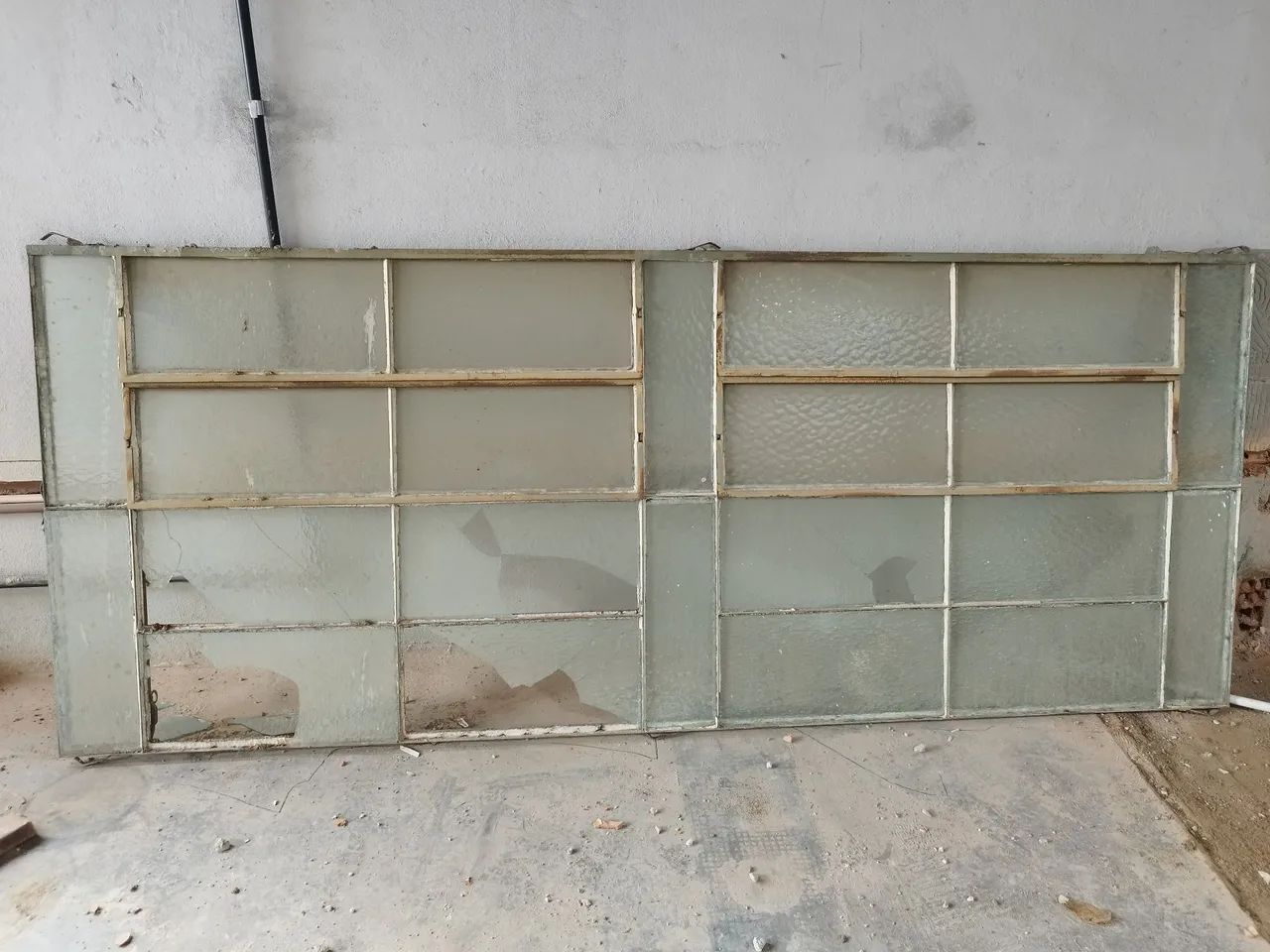 Janela de ferro 3,00mx1,20 - Foto 2