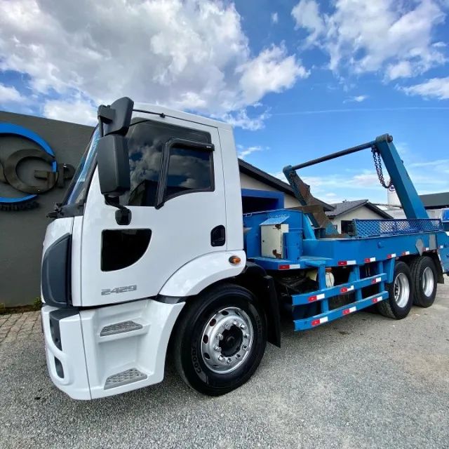 Ford Cargo 2429 2013 Poliguindaste/ Bruck 15.000