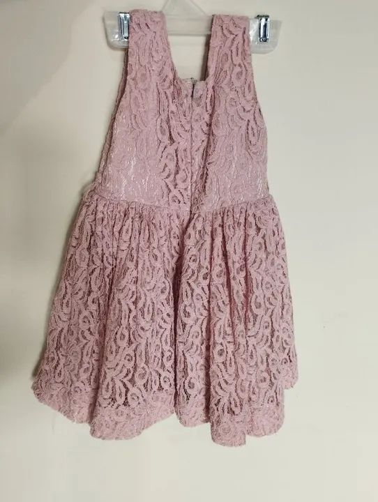 Vestido rosa de bebê - Foto 2