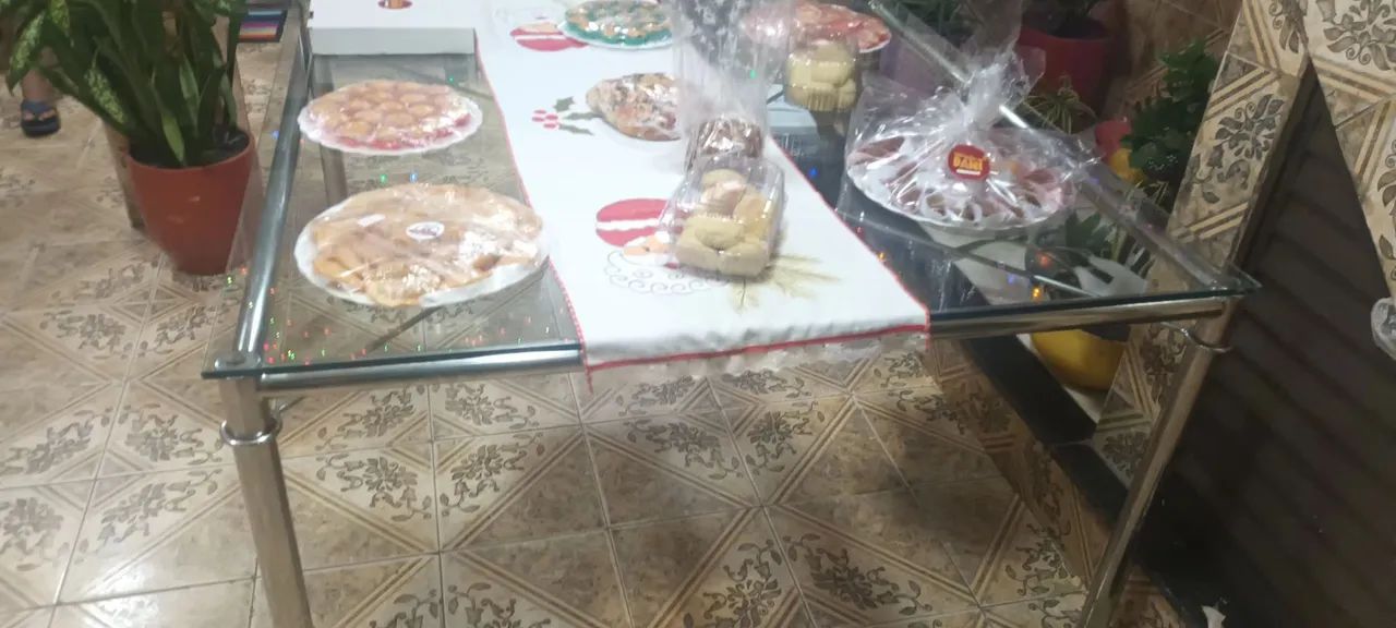 Mesa de Jantar tampo de vidro  - Foto 3