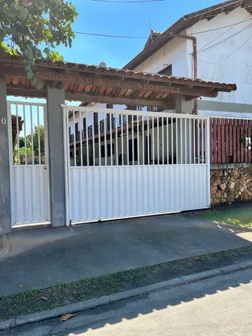 Vendo casa em Rio das Ostras