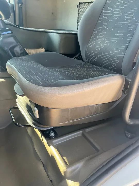 VW/ 30.330 CRC 8X2 - Foto 7