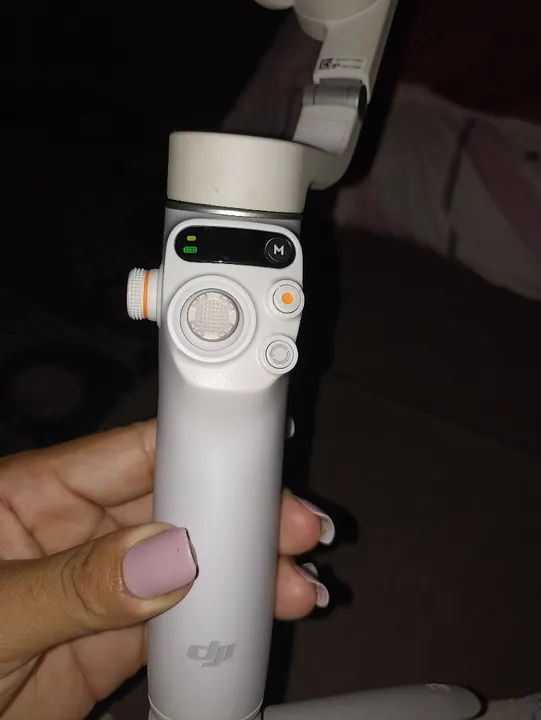 Gimbal DJi osmo mobile 7 - PERFEITAS CONDIÇÕES - Foto 3