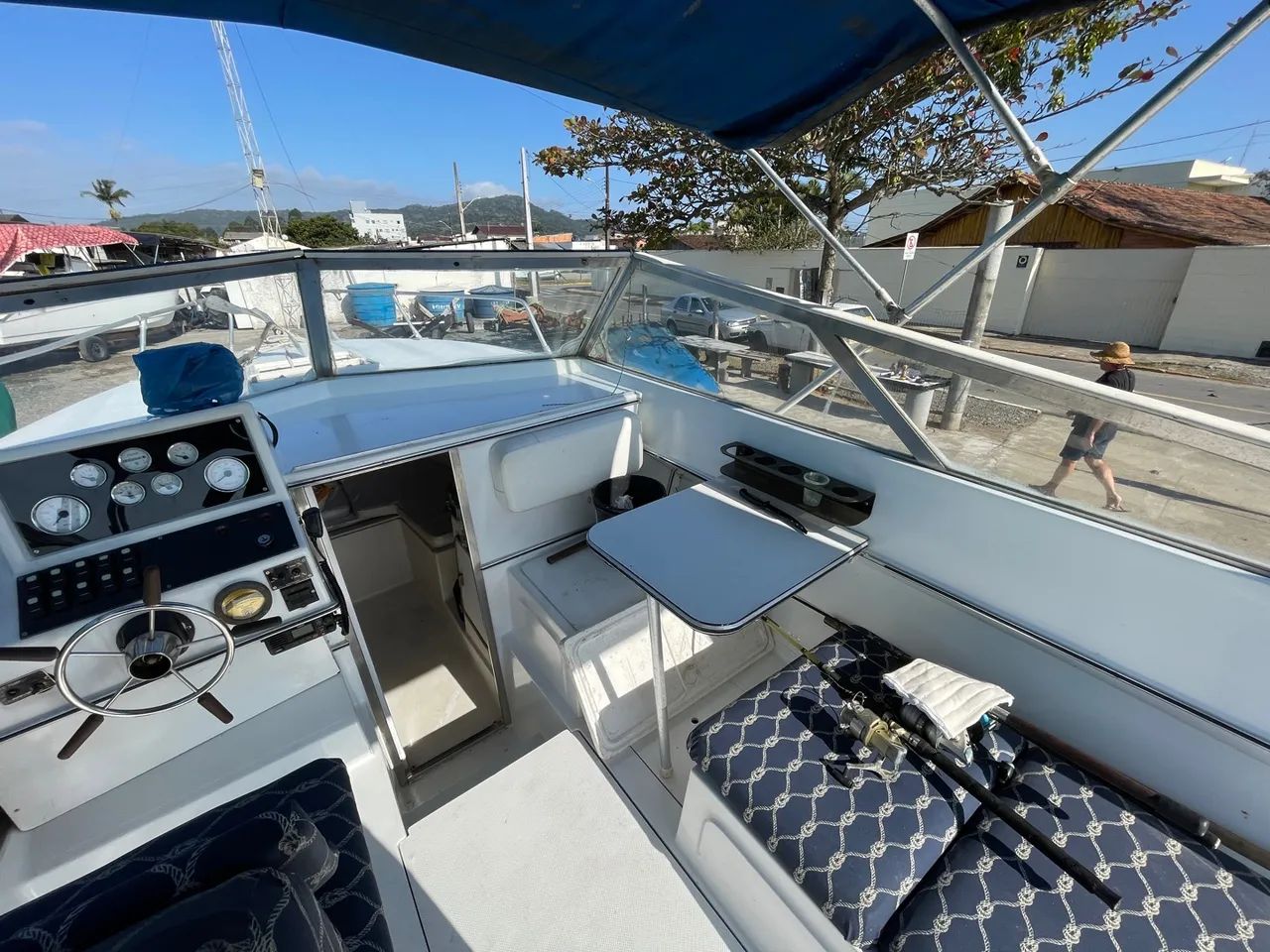 Lancha DM 26 com motor MWM diesel - Foto 5