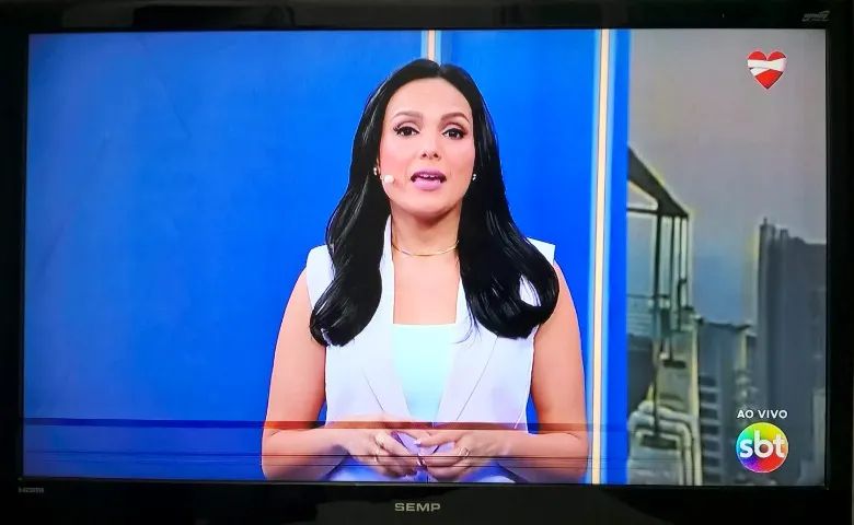 Semp Toshiba LC4045F 40" LCD TV - Leia... - Foto 2