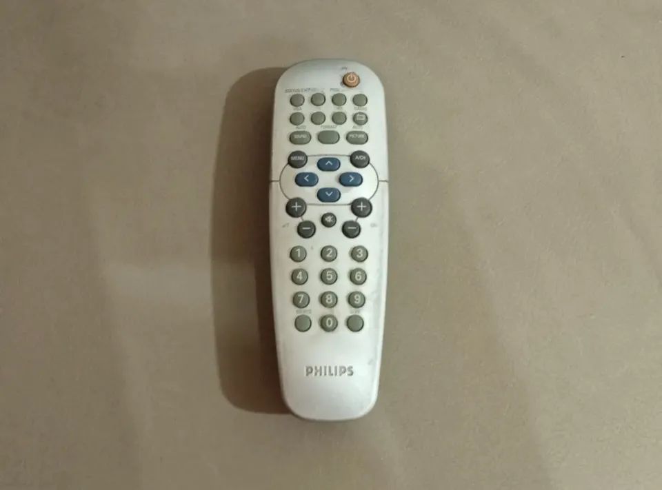 TV Philips LCD 23 polegadas com Defeito - Foto 4