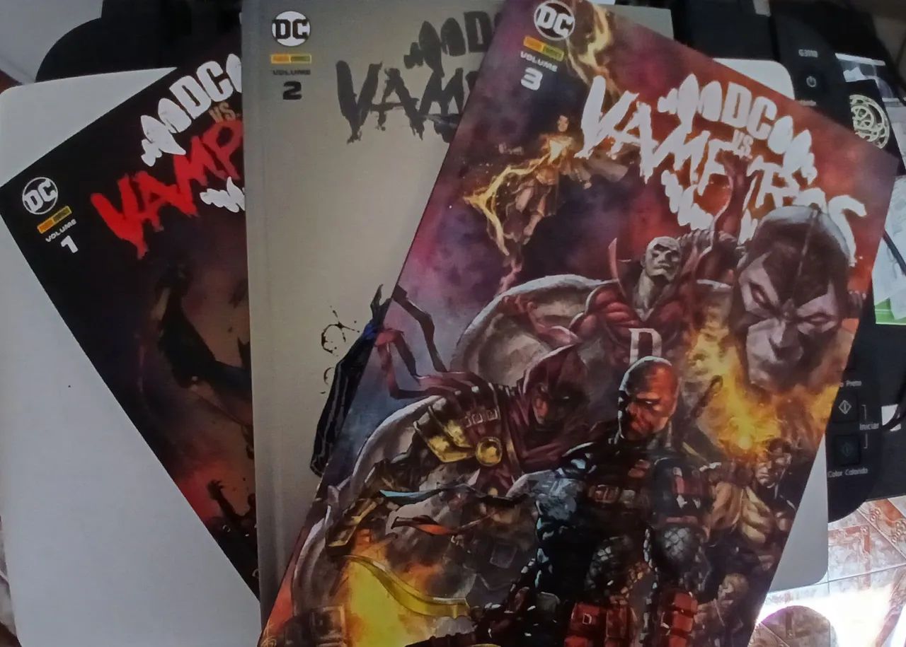 DC vs Vampiros - Volumes 1, 2 e 3 - Foto 2