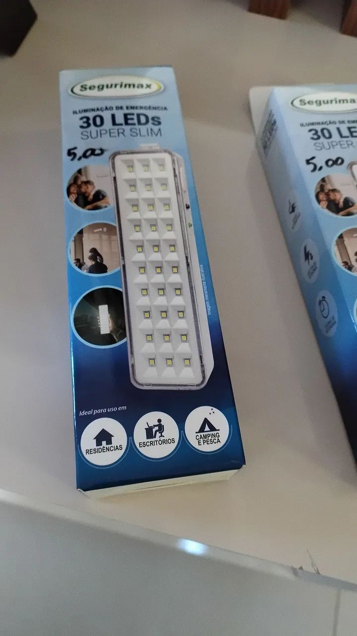 Luminária de Emergência 30 LEDs Super Slim