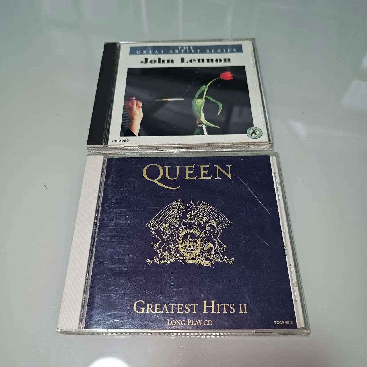 Importado Japão- CDs John Lennon e Queen - Greatest Hits