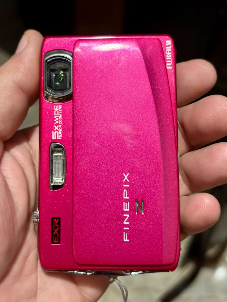 Câmera Digital Fujifilm FinePix Z900EXR Rosa Pink 16 megapixels