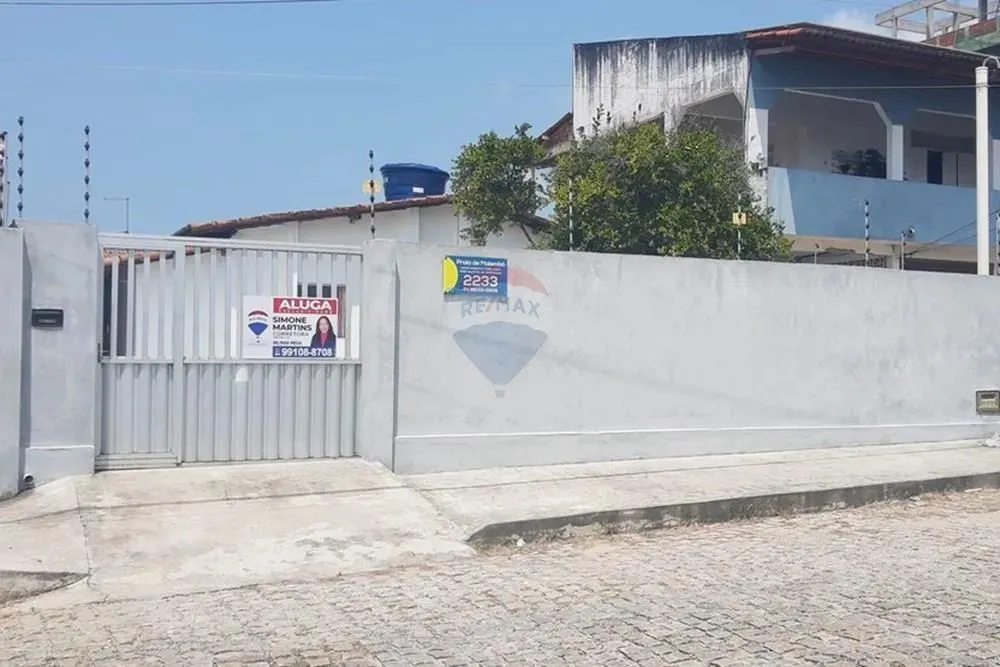 ALUGA-SE Hostel Completo - Mobiliado com 5 Suites e 1 Chalé em Ponta Negra