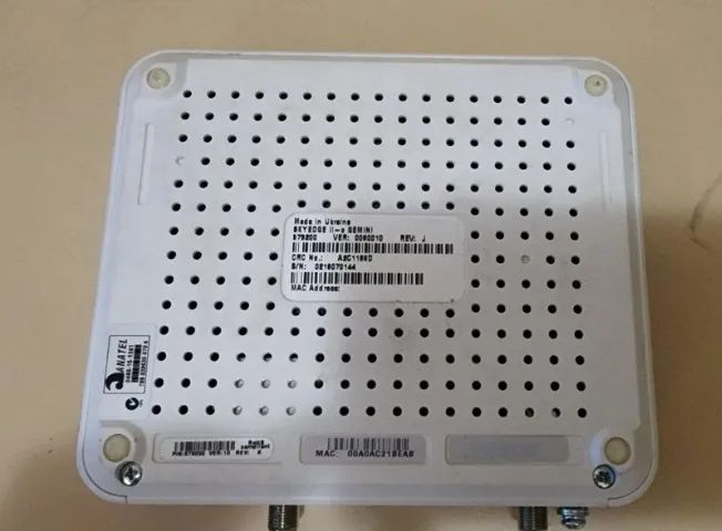 Modem Gemini Gilat Satellite Networks Skyedge Ii-c - Branco Branco - Foto 3