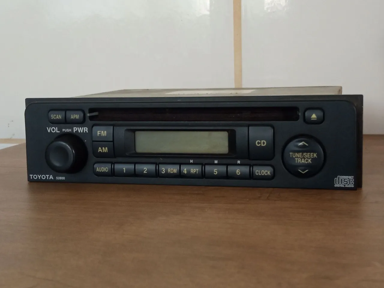 Som automotivo CD original Toyota Corolla Brad