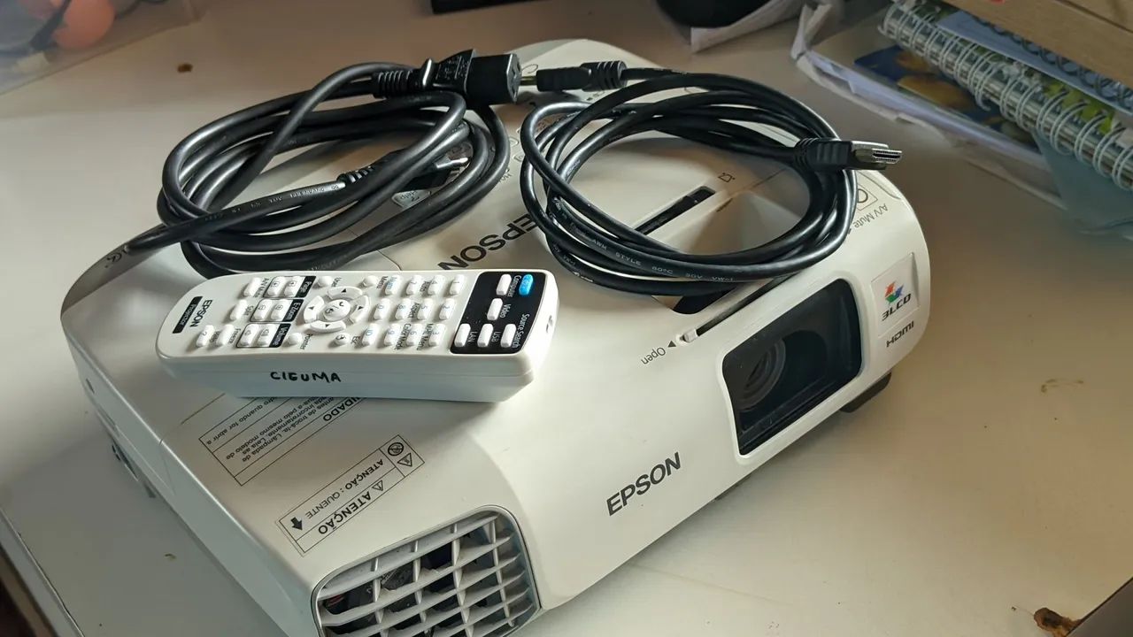 Projetor Epson PowerLite S27