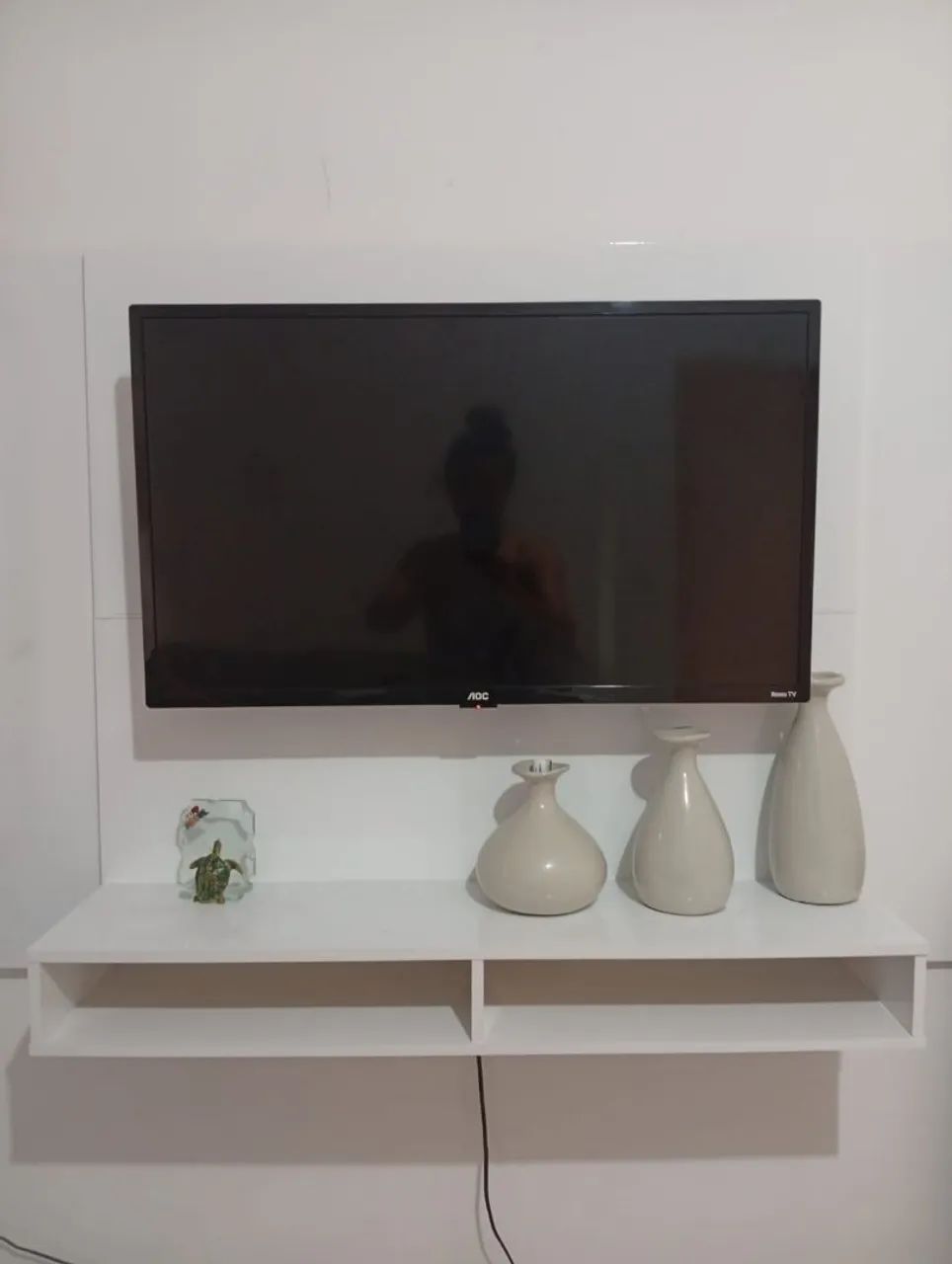 Tokio TV Stand 43", Semi-New, Great Opportunity!!!