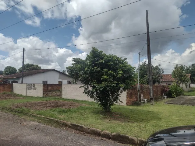 Terreno no bairro do Apeú
