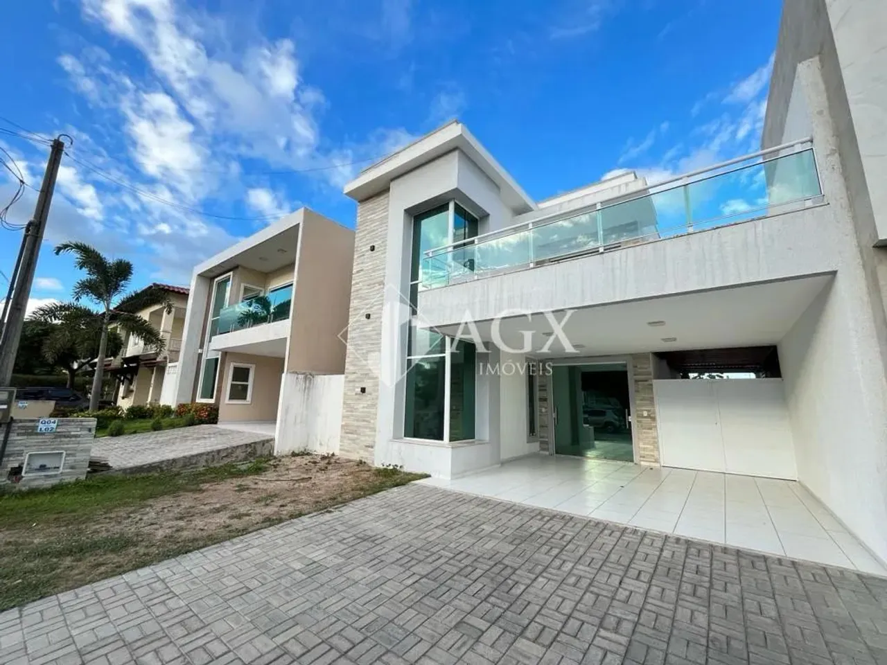CASA DUPLEX A VENDA NO CONDOMÍNIO JARDINS DA SERRA - LUZARDO VIANA - MARACANAÚ -CE