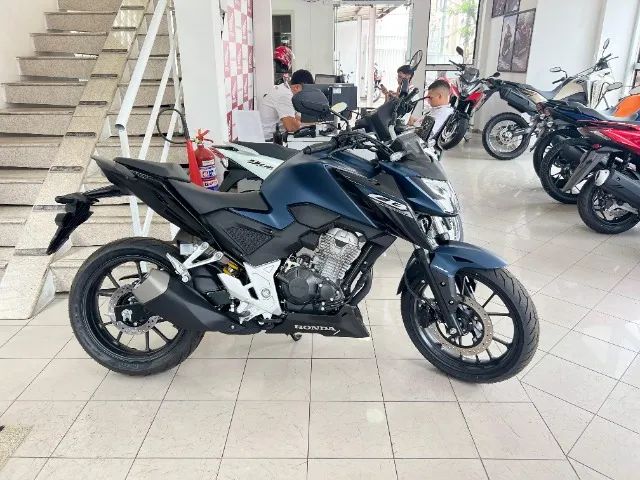 CB 300 Twister ABS 2025