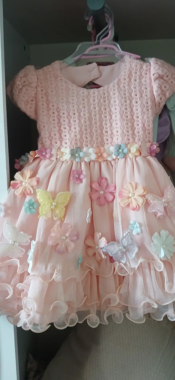 Vestido de festa infantil costumávamos do tema jardim encantado