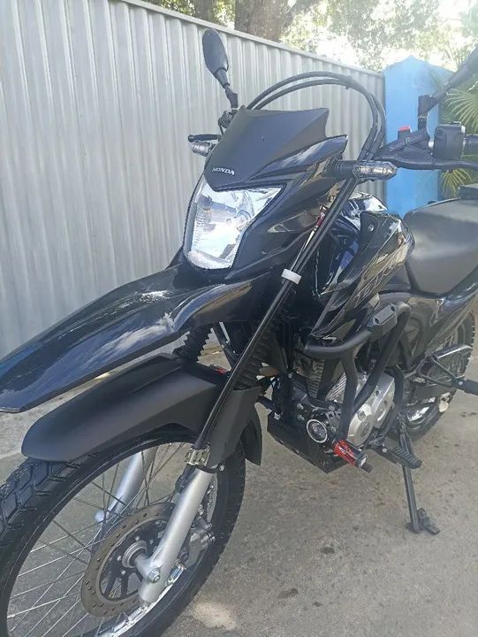 Honda bros 160 impecável com 1500 em acessorios e ipva 2025 pago! so tranferir. - Foto 3