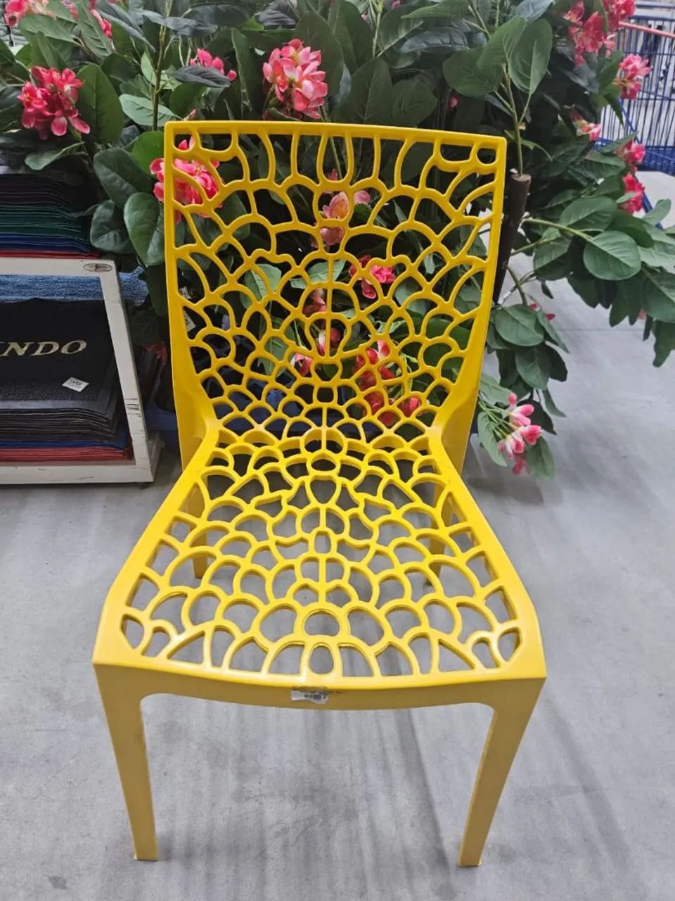 Cadeira tipo nuvem fixa  - Foto 3