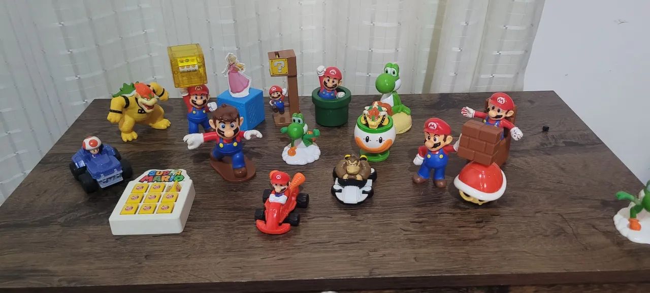 Coleção de Brinquedos do Super Mario