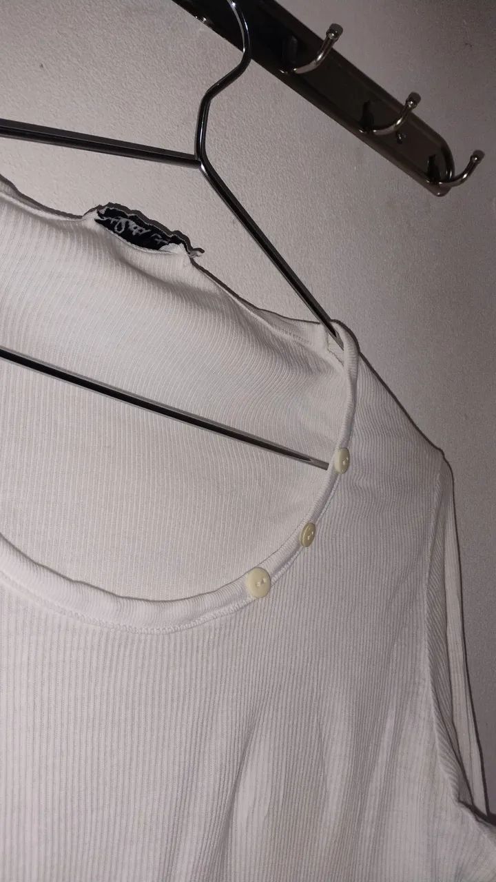 Blusa canelada branca de manga longa<br> - Foto 2