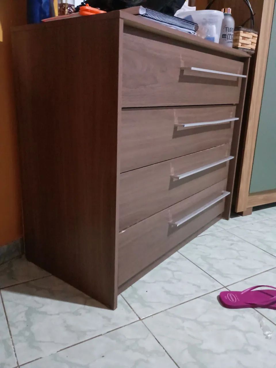 Cômoda de 4 gavetas64596226006145121