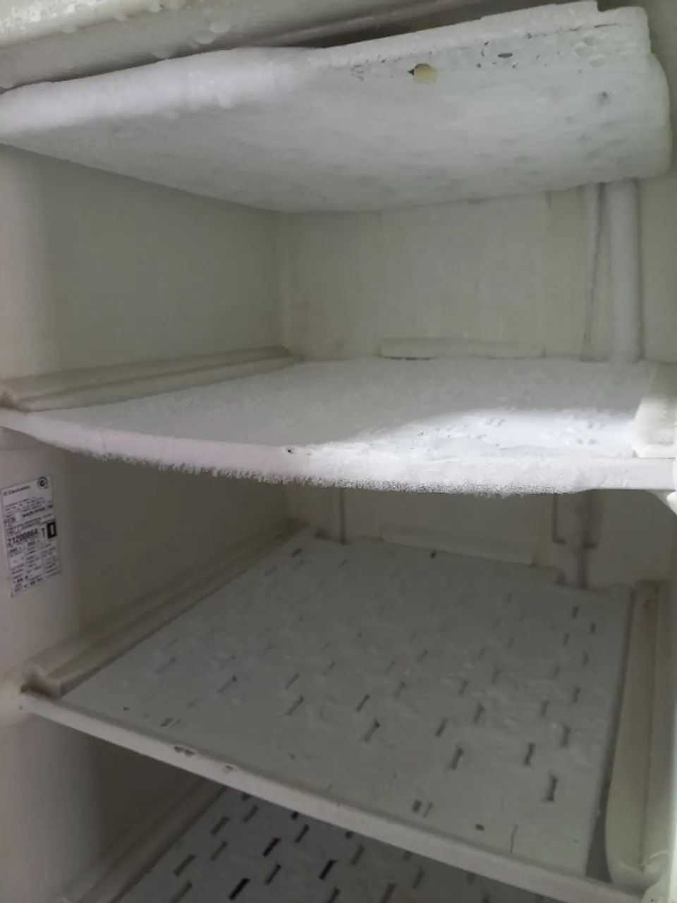 Frizer gelando  bem  - Foto 5