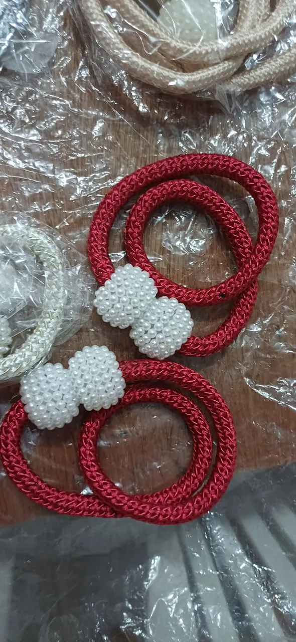 Prendedor decorativo de Cortina com Detalhes de Pérolas