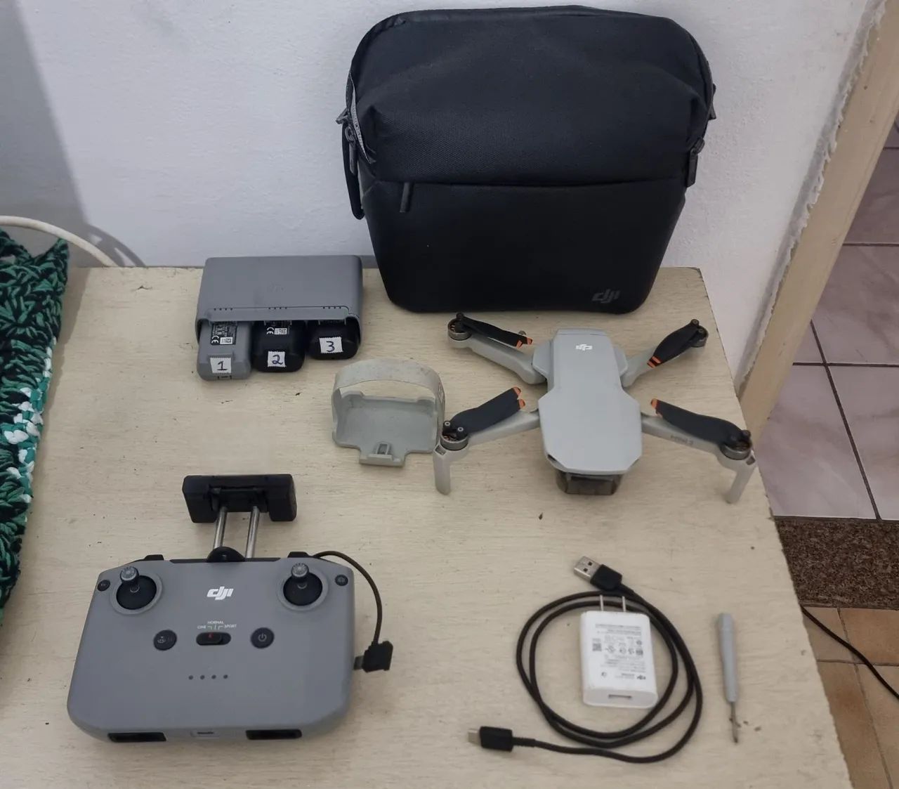 Drone mini 2 dji com 3 baterias