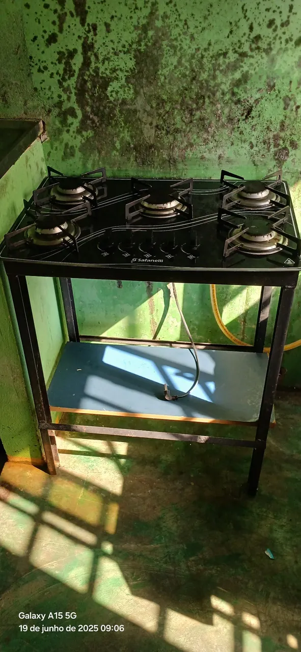 Fogão Safanelli 5 bocas com suporte