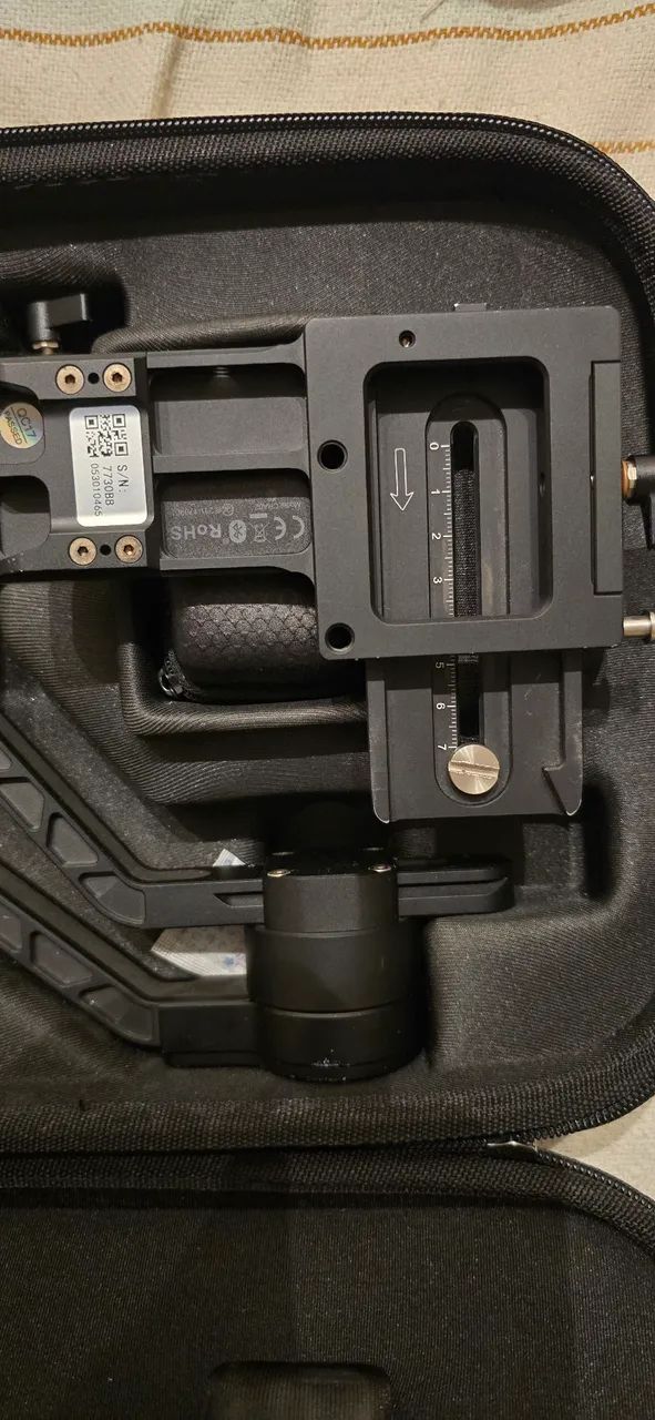 Estabilizador Gimbal Zhiyun Crane 2<br>De 3 Eixos Câmeras 3.2kg - Foto 5