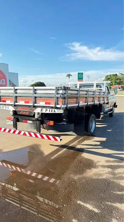 Ford f4000 1980  motor mwm 229  - Foto 4