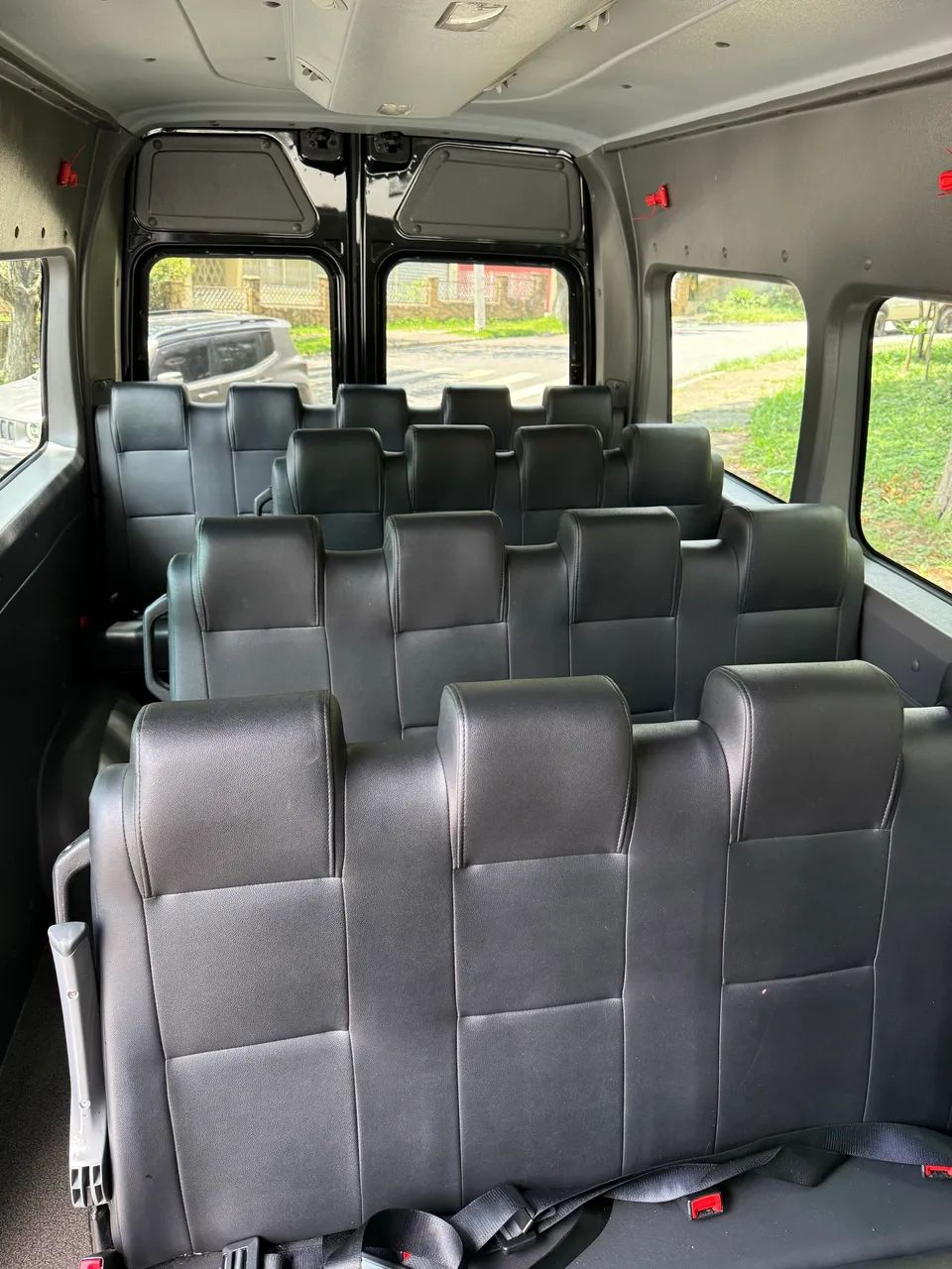 VAN ESCOLAR À VENDA - RENAULT MASTER L3H3 2024 - Foto 8