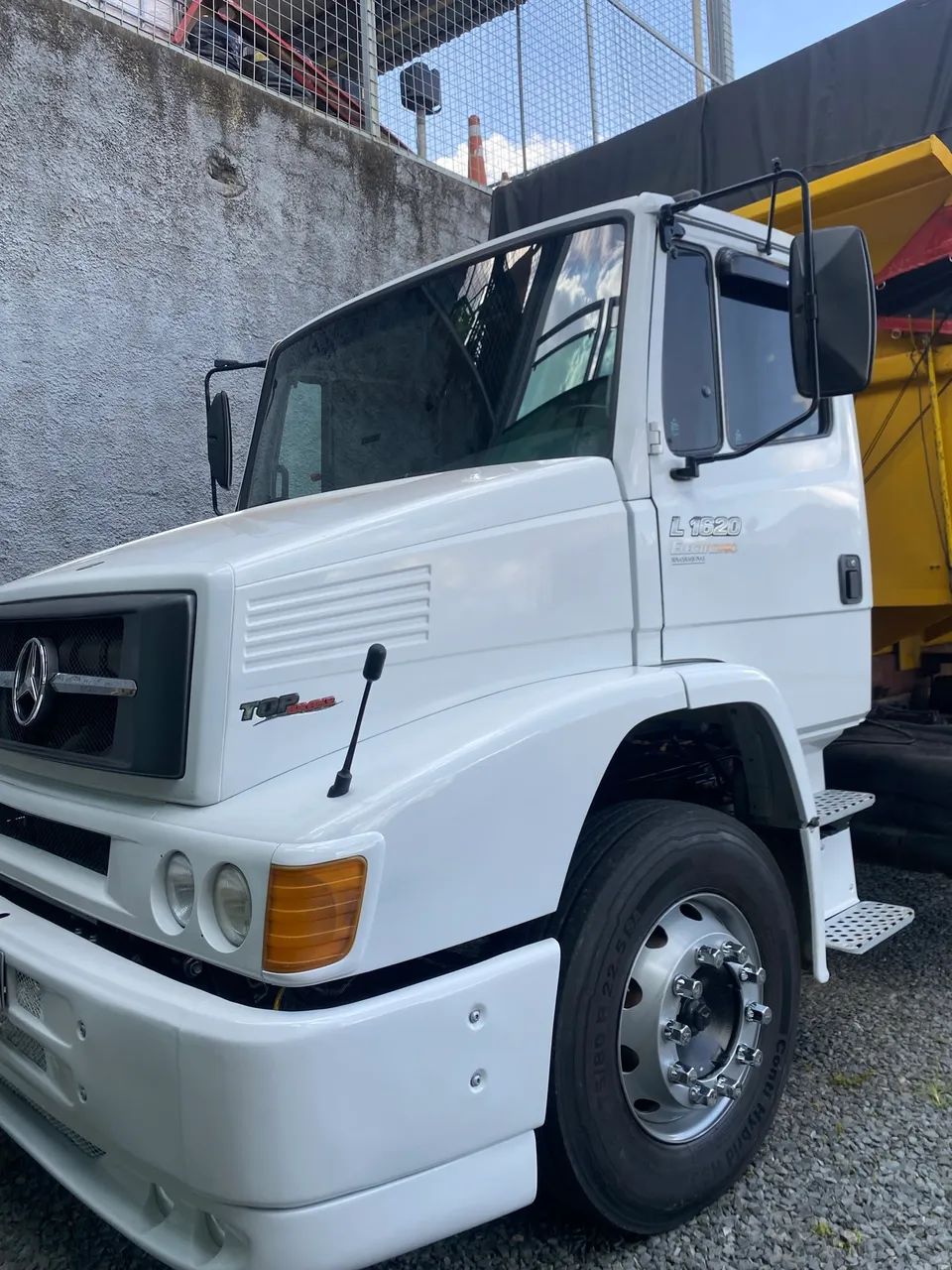 Caminhão 1620 - Foto 2