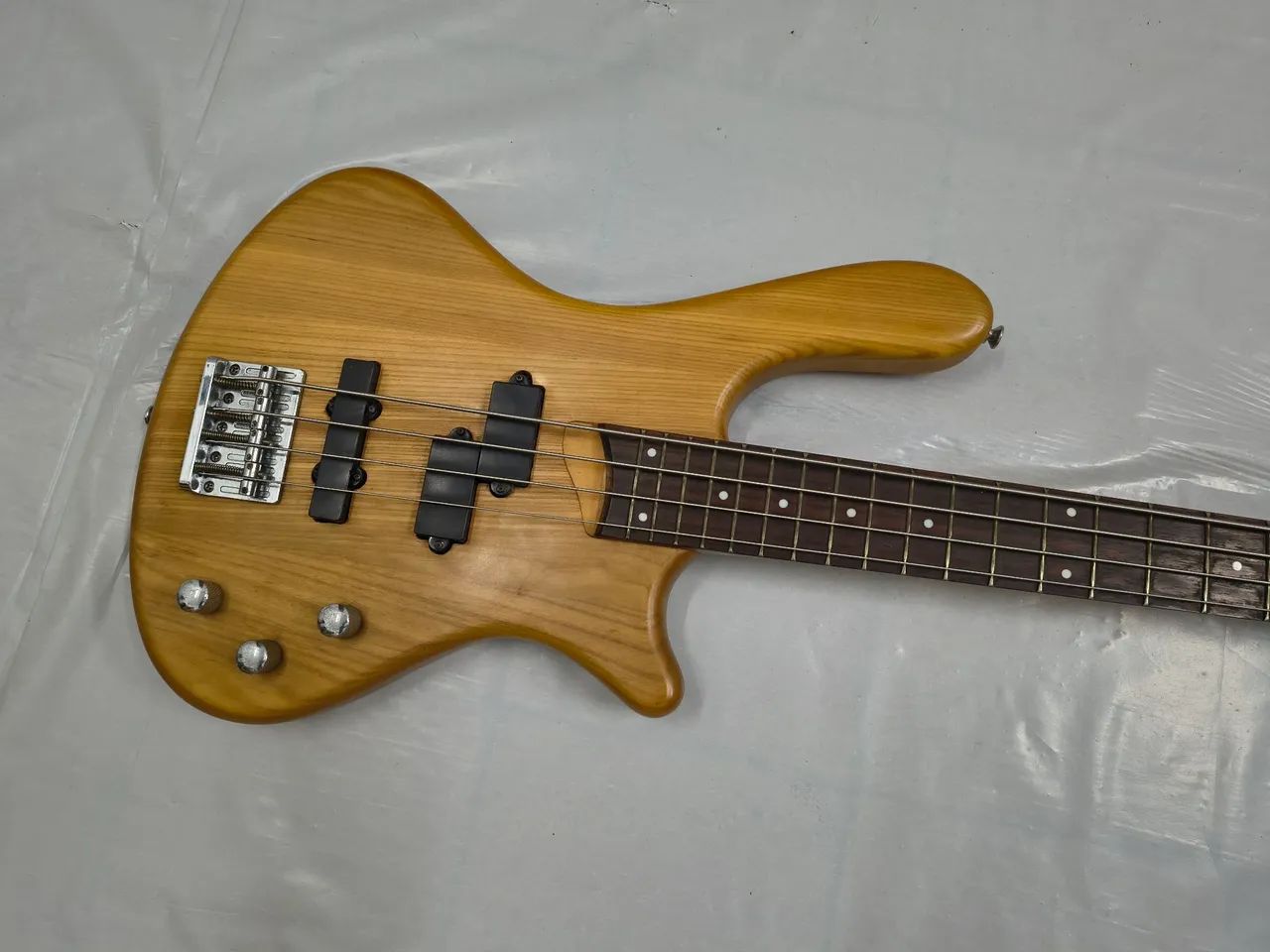 Baixo Washburn ? Taurus T-14 - Foto 2