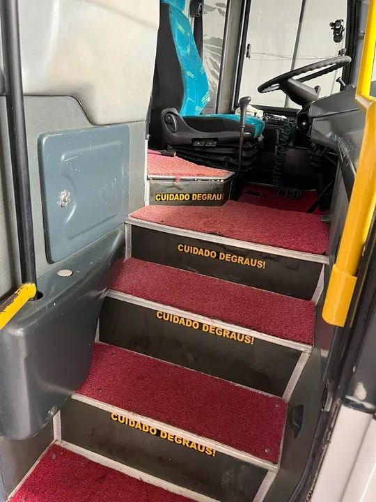 Ônibus top  raridade - Ar Condicionado, banheiro e frigobar - Foto 4