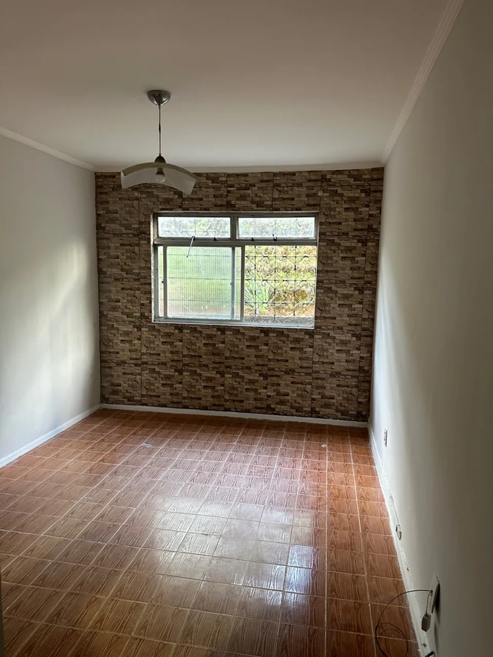 ALUGA-SE APARTAMENTO NO VALE DOS LAGOS
