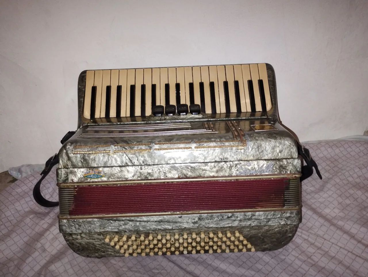 Acordeon scandalli 80 baixo  - Foto 2