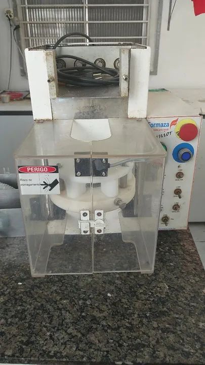 Modeladora de salgados 