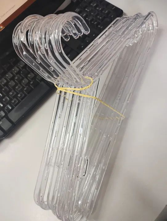 Cabide de Acrílico Tradicional Fino Cristal  ( 100 und ) - Foto 4