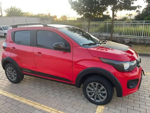 Fiat Mobi 1.0 Trekking 2021/2022