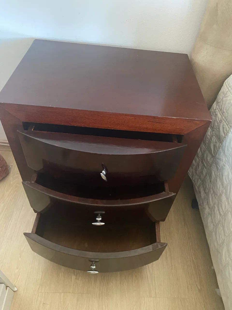 Mesa de cabeceira em madeira  - Foto 3