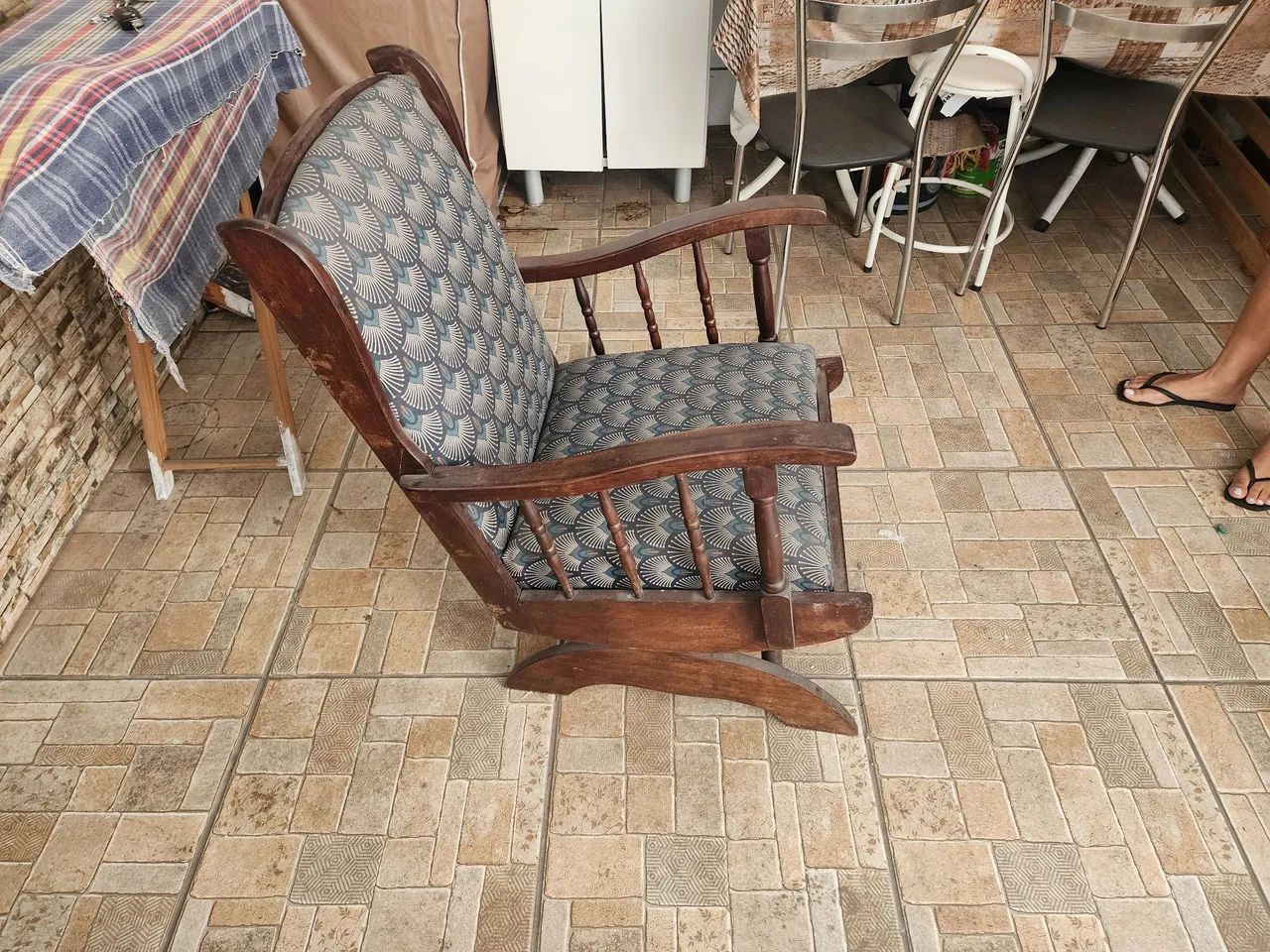 Cadeira balanço,assento almofada com almofada