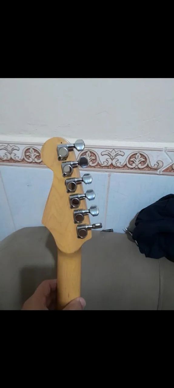 Guitarra squier logo fender  - Foto 4