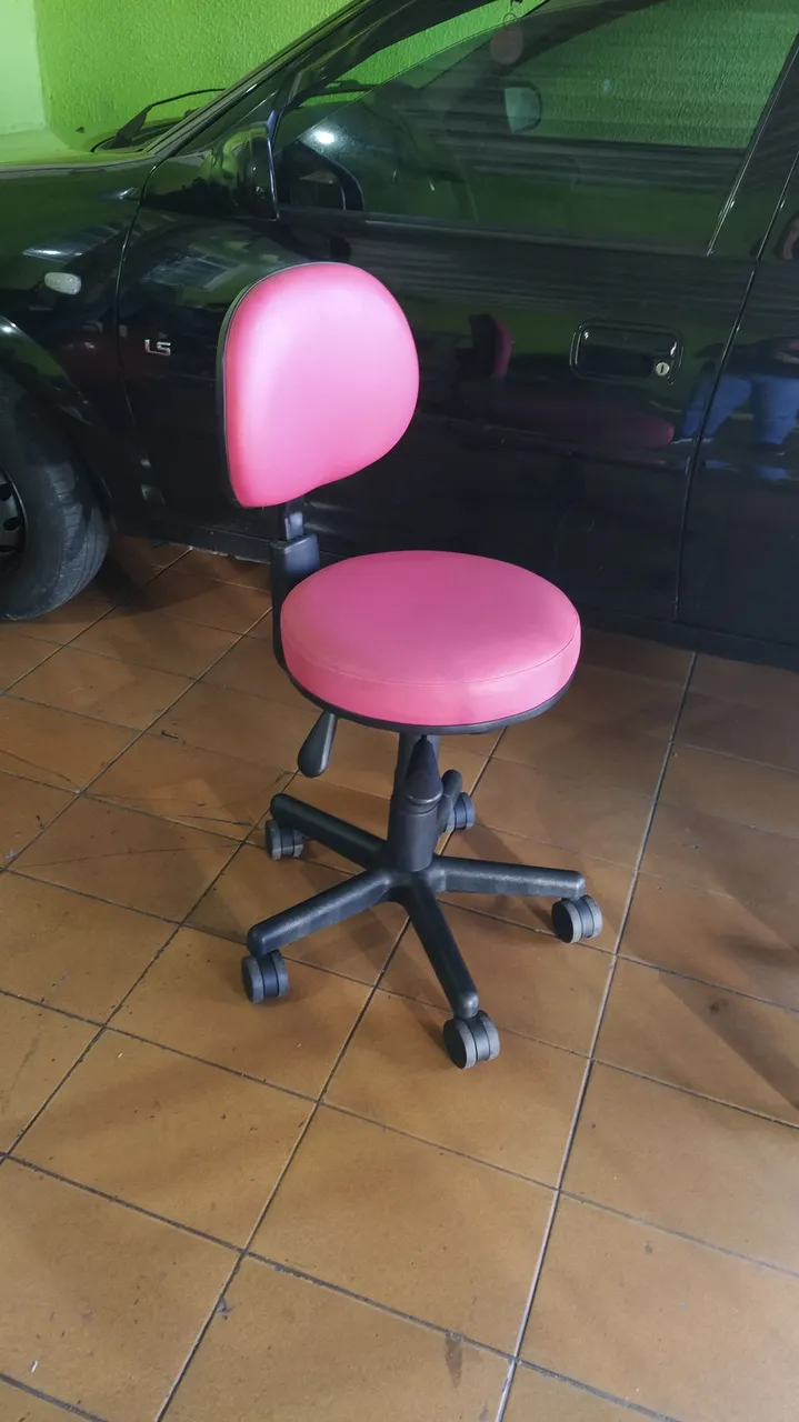 Cadeira mocho Giratória Rosa pink