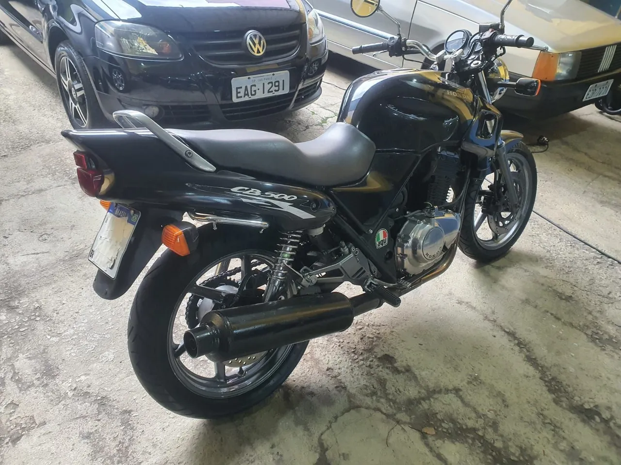 CB 500 novinha