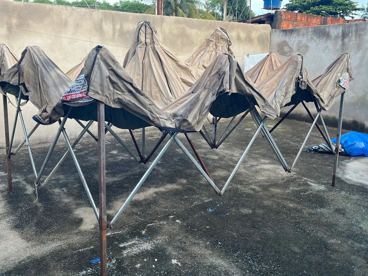Tenda Sanfonada - Precisa de Manutenção (Lona Rasgada - Foto 6